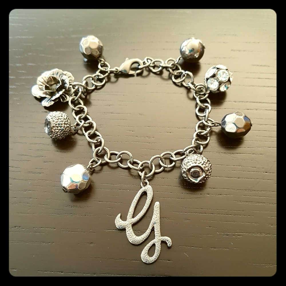 🥂 5/$25 | Guess gun metal charm bracelet